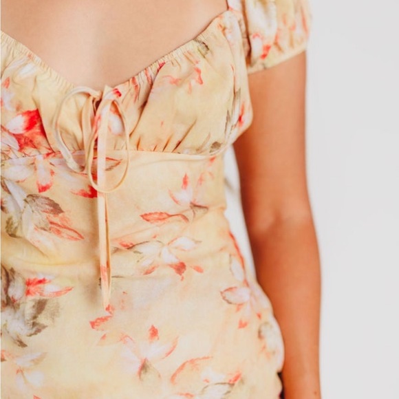 Worth collective dress S! Im pregnant now- too small for my event now! - Picture 4 of 8